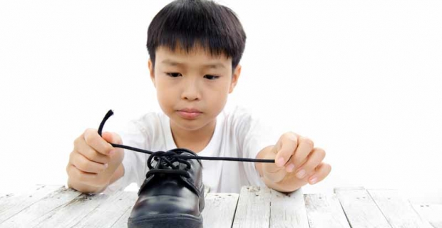 Easy: How to Teach Your Child to Tie Shoes in 5 Minutes